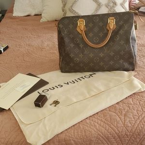 Louis Vuitton Speedy 30